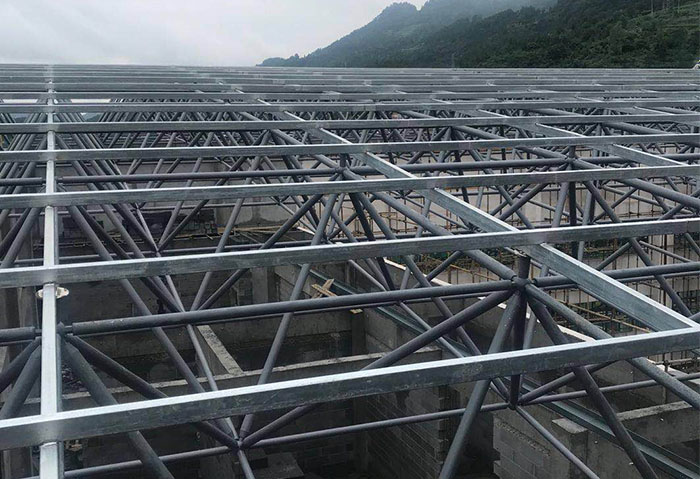 承德仁怀冠英学校艺体楼网架
